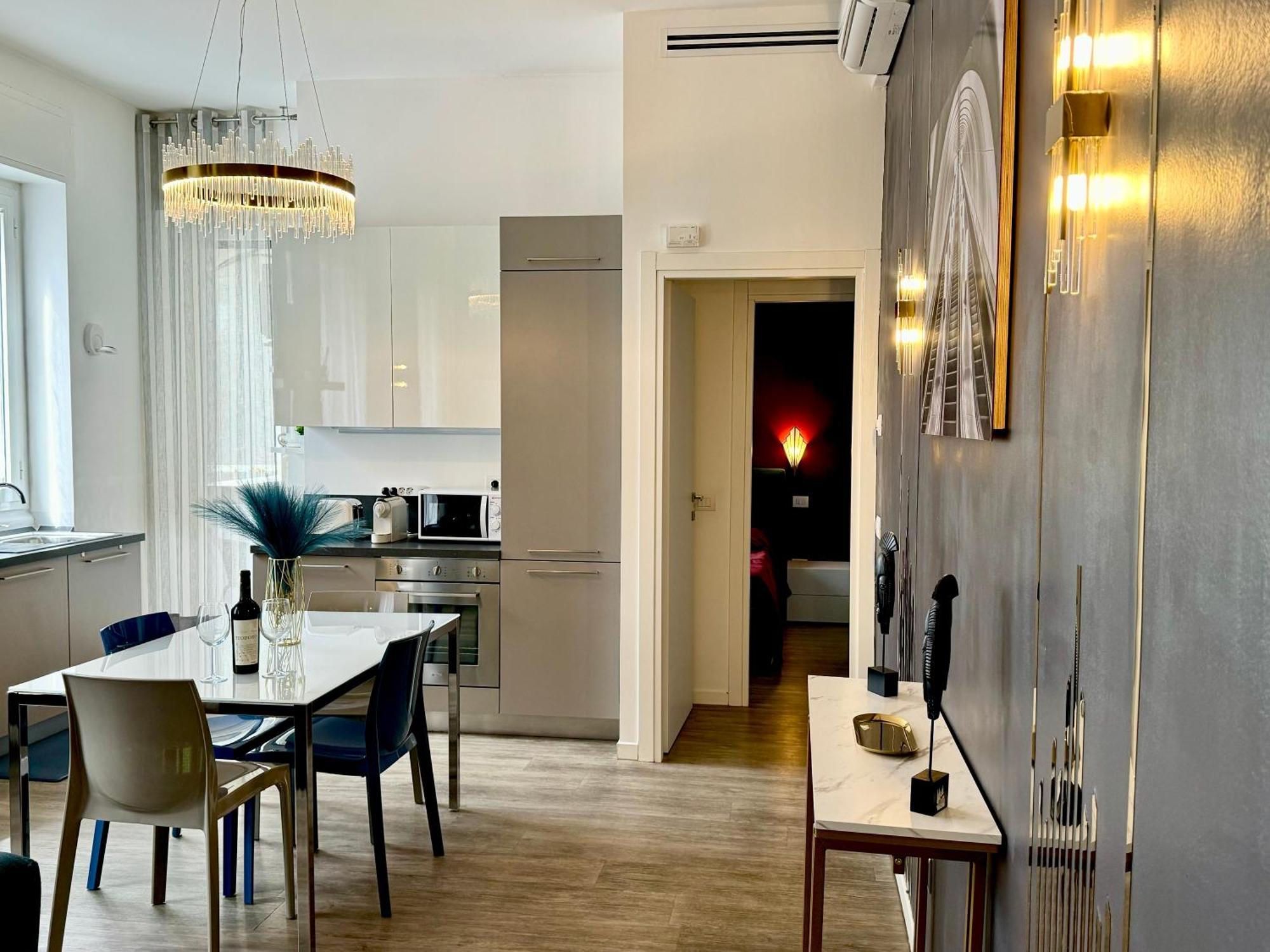 Apartamento Milano Duomo Design *